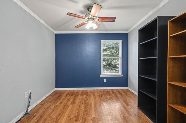 4030 Holly Leaf Court, Dallas, TX 75212