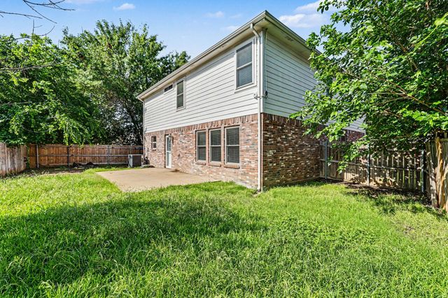 4030 Holly Leaf Court, Dallas, TX 75212