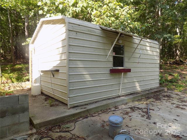 2130 Babbling Brook Lane, Gastonia, NC 28052