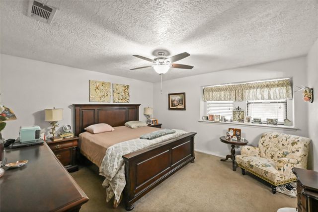 20135 Fox Grove Lane, Humble, TX 77338