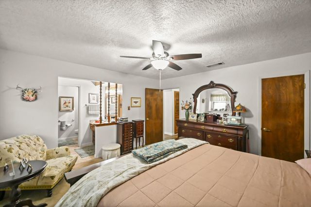 20135 Fox Grove Lane, Humble, TX 77338