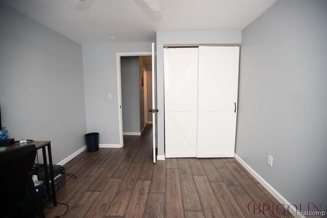 37816 Charter Oaks Boulevard, Clinton Township, MI 48036