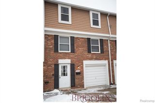 37816 Charter Oaks Boulevard, Clinton Township, MI 48036