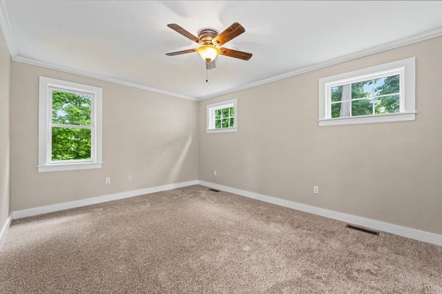 540 Concord Street, Manchester, NH 03104