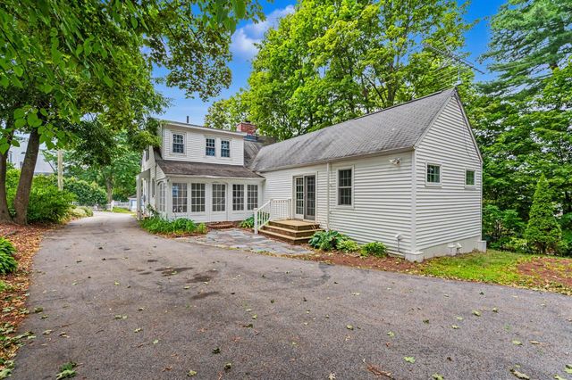 540 Concord Street, Manchester, NH 03104
