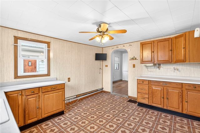 101 7th St, Monongahela City, PA 15063