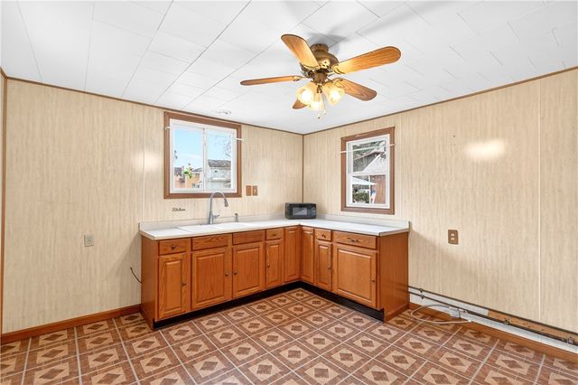 101 7th St, Monongahela City, PA 15063