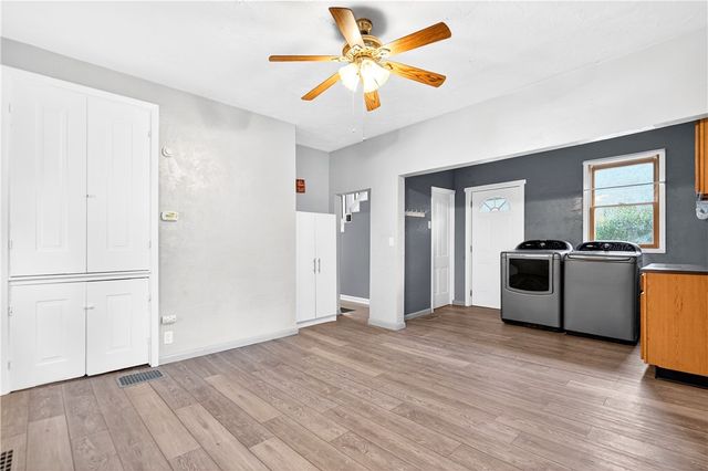 101 7th St, Monongahela City, PA 15063