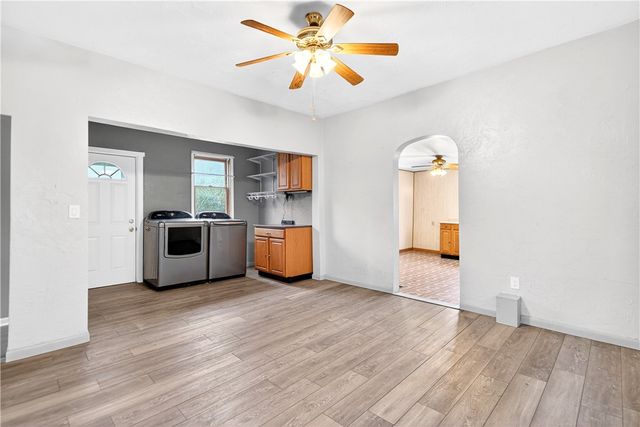 101 7th St, Monongahela City, PA 15063