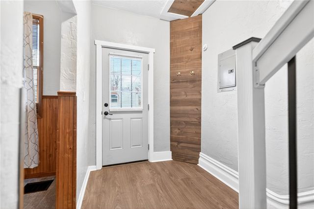 101 7th St, Monongahela City, PA 15063