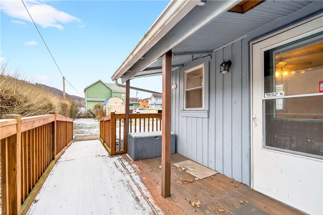 101 7th St, Monongahela City, PA 15063