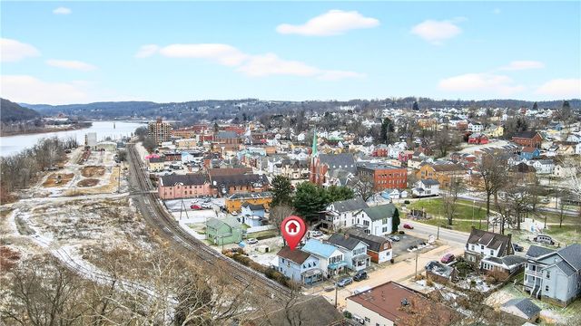 101 7th St, Monongahela City, PA 15063