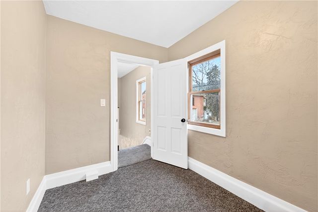 101 7th St, Monongahela City, PA 15063