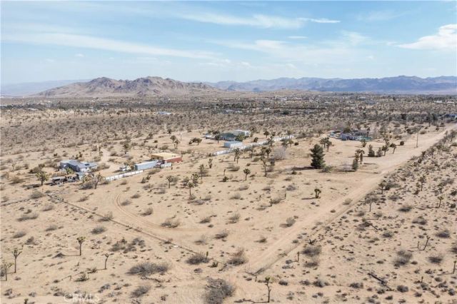 3155 Thermal, Yucca Valley, CA 92284