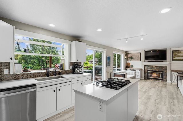 27830 50th Place S, Auburn, WA 98001
