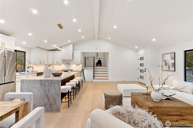 22911 57th Avenue SE, Woodinville, WA 98072