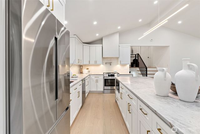 22911 57th Avenue SE, Woodinville, WA 98072