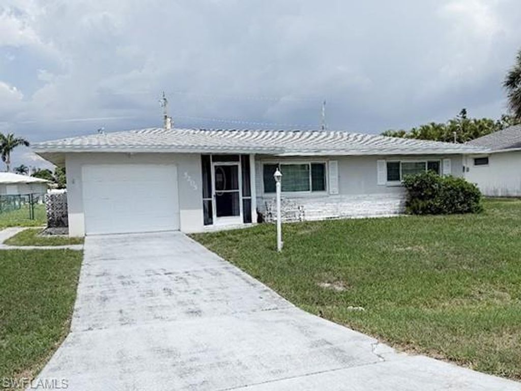 5205 Wilmington CT, Cape Coral, FL 33904