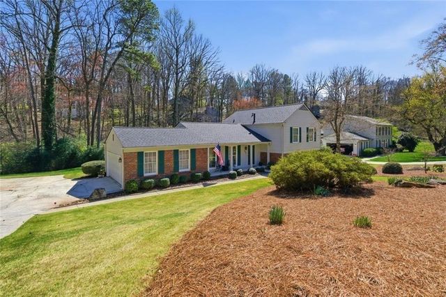 237 Lamplighter Lane SE, Marietta, GA 30067