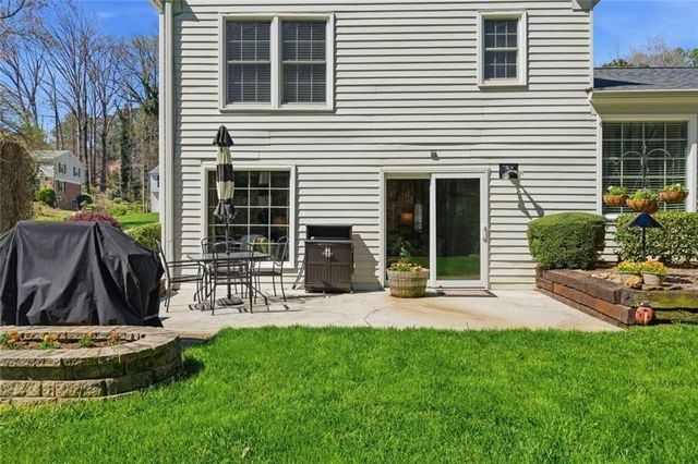 237 Lamplighter Lane SE, Marietta, GA 30067