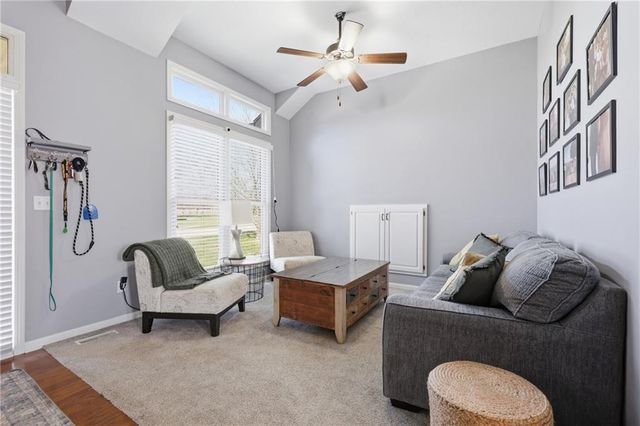 805 NW 109th Terrace, Kansas City, MO 64155