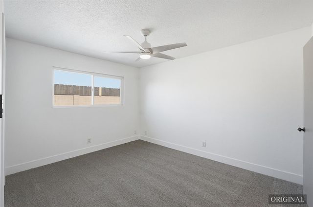 821 W Fairmont Avenue, Clovis, CA 93612
