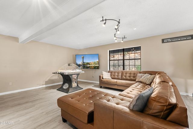 751 Ridge Road, Gatlinburg, TN 37738