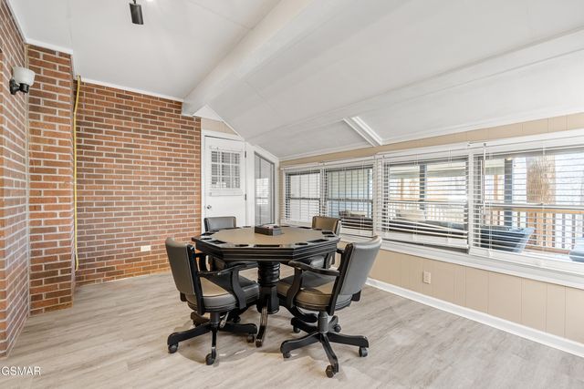 751 Ridge Road, Gatlinburg, TN 37738