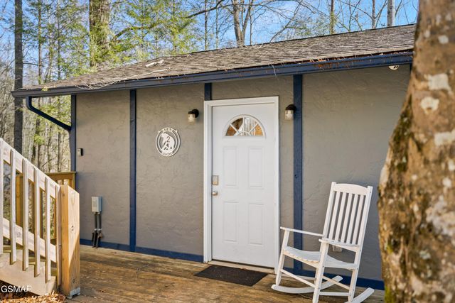 751 Ridge Road, Gatlinburg, TN 37738