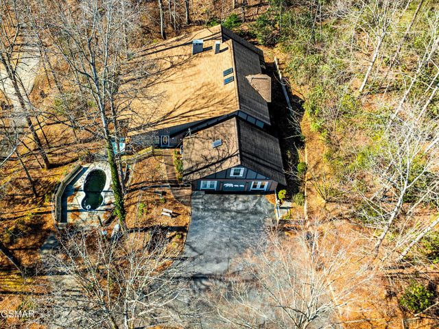751 Ridge Road, Gatlinburg, TN 37738