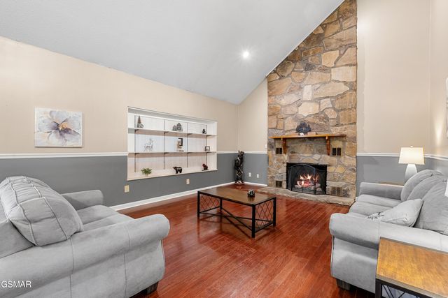 751 Ridge Road, Gatlinburg, TN 37738