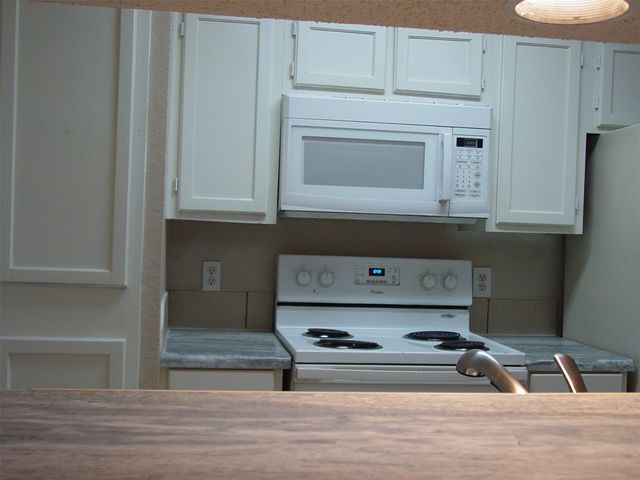 9609 Walnut Street 10104, Dallas, TX 75243