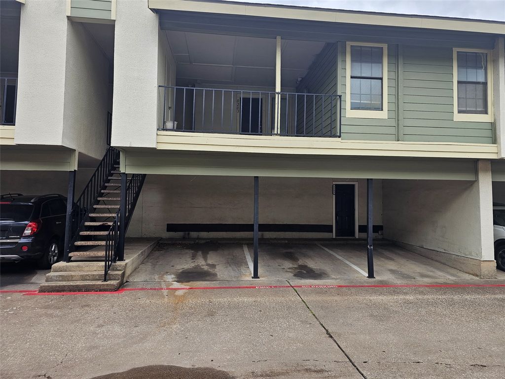 9609 Walnut Street 10104, Dallas, TX 75243