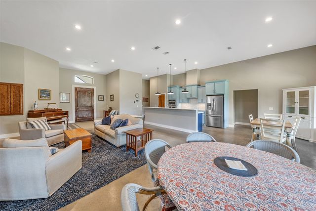 16045 County Road 1130, Flint, TX 75762