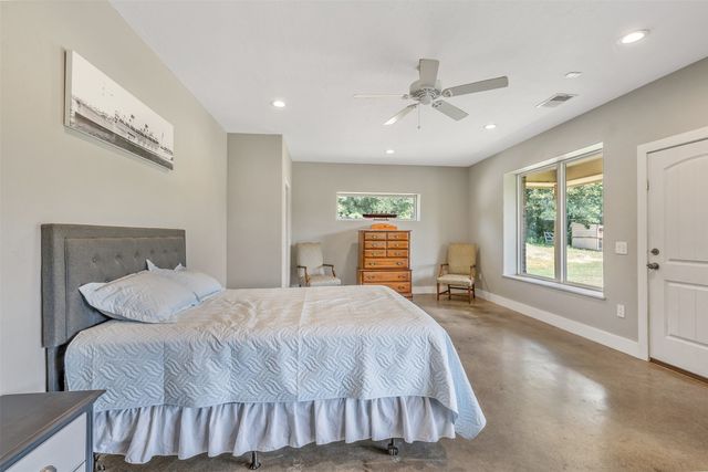 16045 County Road 1130, Flint, TX 75762