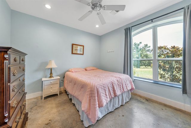 16045 County Road 1130, Flint, TX 75762