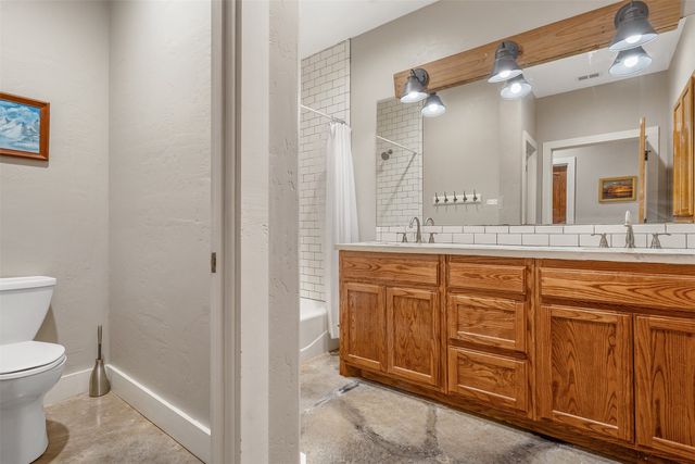 16045 County Road 1130, Flint, TX 75762