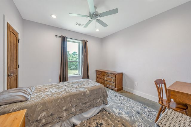 16045 County Road 1130, Flint, TX 75762