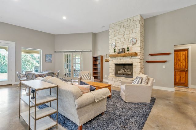 16045 County Road 1130, Flint, TX 75762