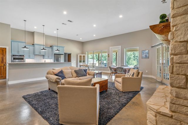 16045 County Road 1130, Flint, TX 75762