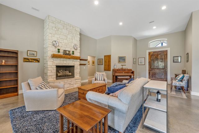 16045 County Road 1130, Flint, TX 75762