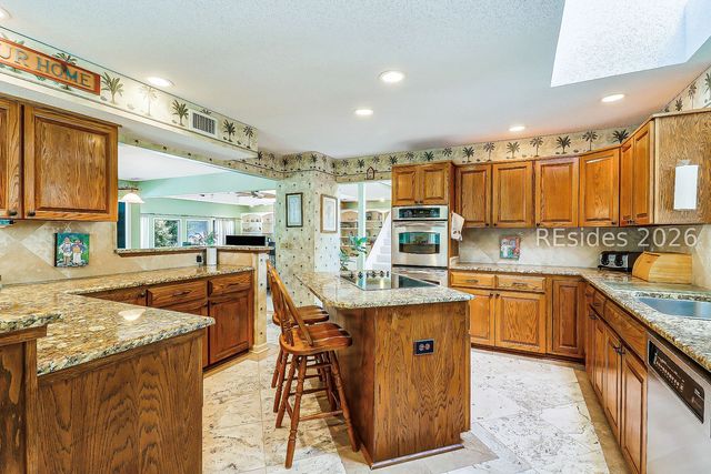 18 Saw Timber Dr, Hilton Head Island, SC 29926