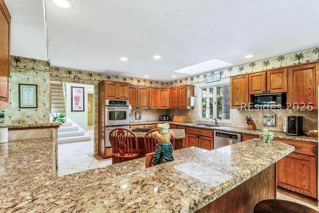 18 Saw Timber Dr, Hilton Head Island, SC 29926