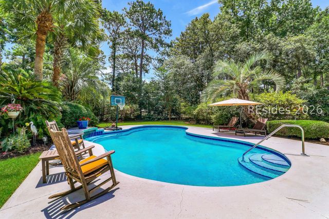 18 Saw Timber Dr, Hilton Head Island, SC 29926