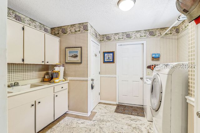 18 Saw Timber Dr, Hilton Head Island, SC 29926