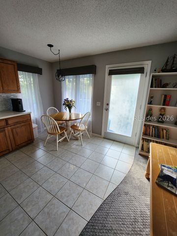18 Saw Timber Dr, Hilton Head Island, SC 29926