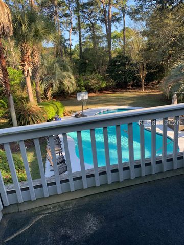 18 Saw Timber Dr, Hilton Head Island, SC 29926