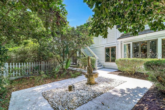 18 Saw Timber Dr, Hilton Head Island, SC 29926
