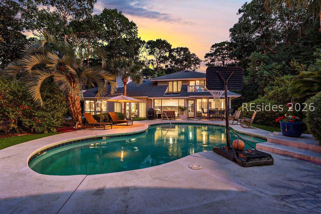 18 Saw Timber Dr, Hilton Head Island, SC 29926