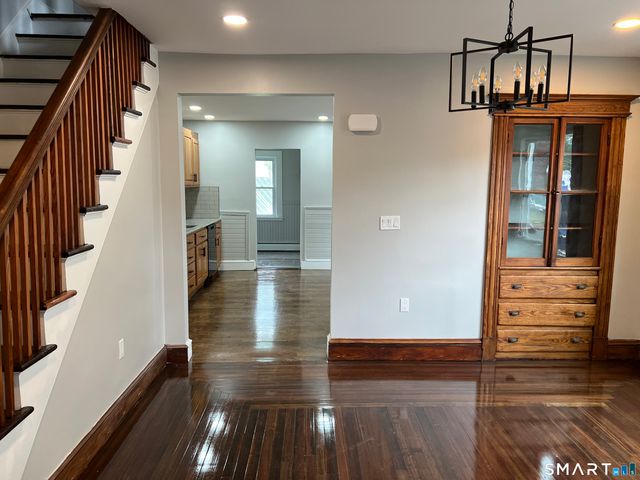 17 Lilac Street, Manchester, CT 06040
